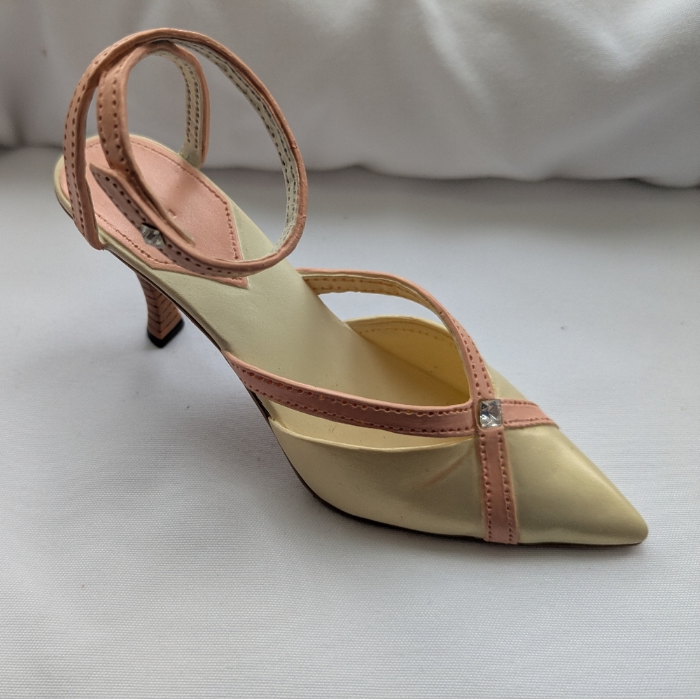 Miniature Cream and Pink Heel Decor